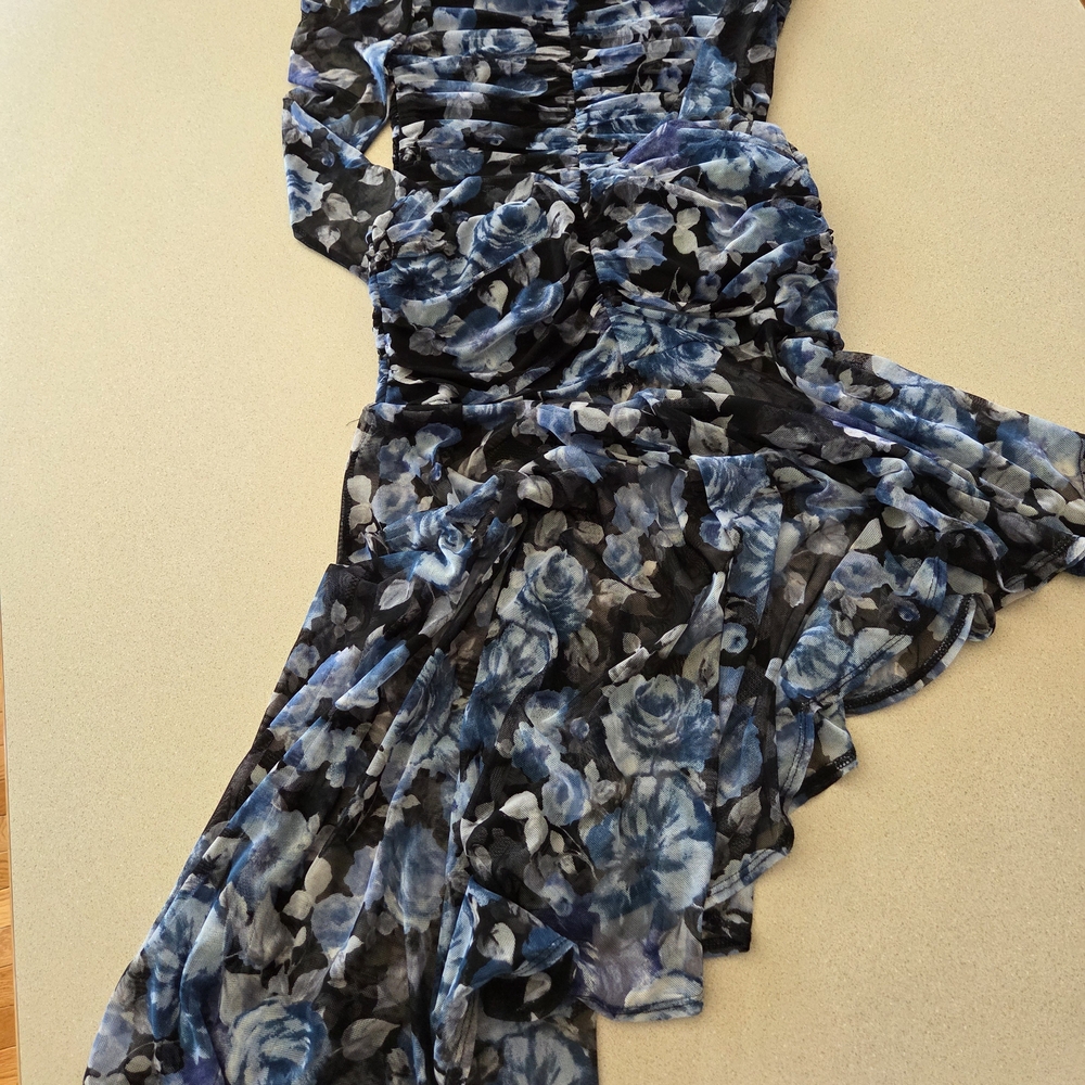 VENUS Floral Off-Shoulder Dress - Picture 3 of 3